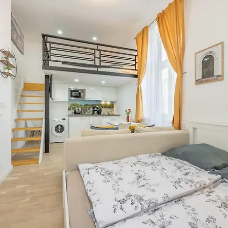 Homely I 44m2 I Elevator I Self Check-in Appartement