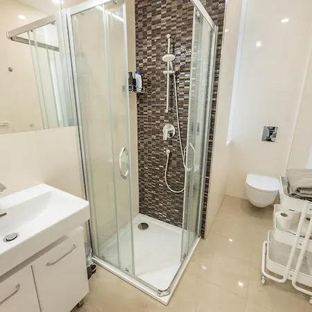 Апартаменты Homely I 44m2 I Elevator I Self Check-in *