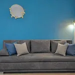 Big 2br - 1 - Elevator - Sleeps 7 - Self Check-in Appartamento *
