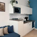 Big 2br - 1 - Elevator - Sleeps 7 - Self Check-in Appartamento Praga