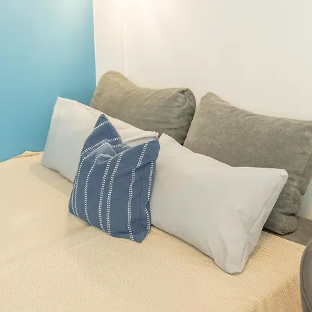 Big 2br - 1 - Elevator - Sleeps 7 - Self Check-in Appartamento Praga