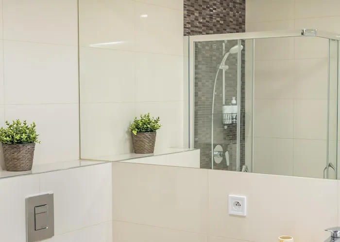 Apartman Big 2br - 1 - Elevator - Sleeps 7 - Self Check-in Prága